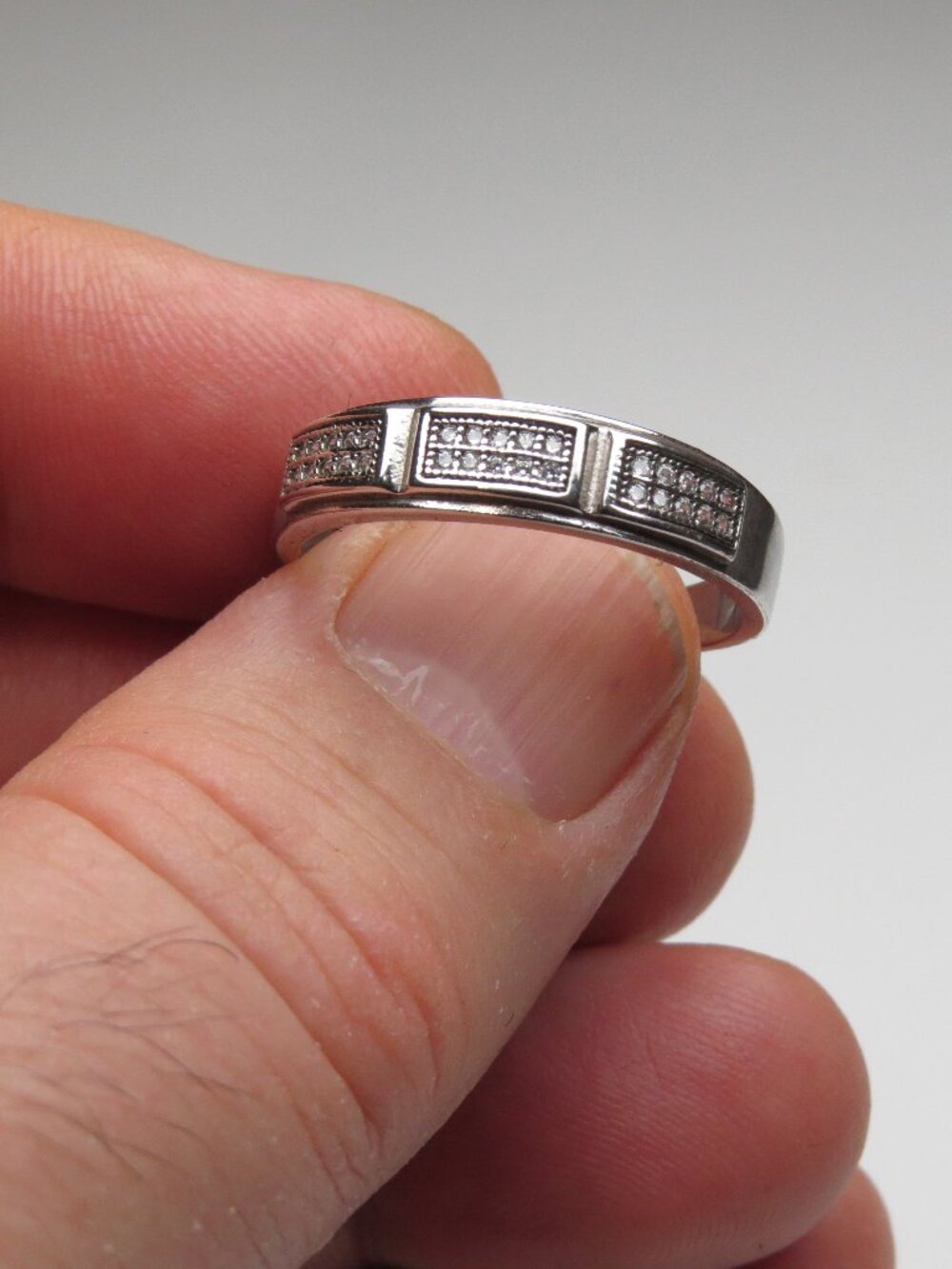 *925 Sterling Silver Diamond Band
